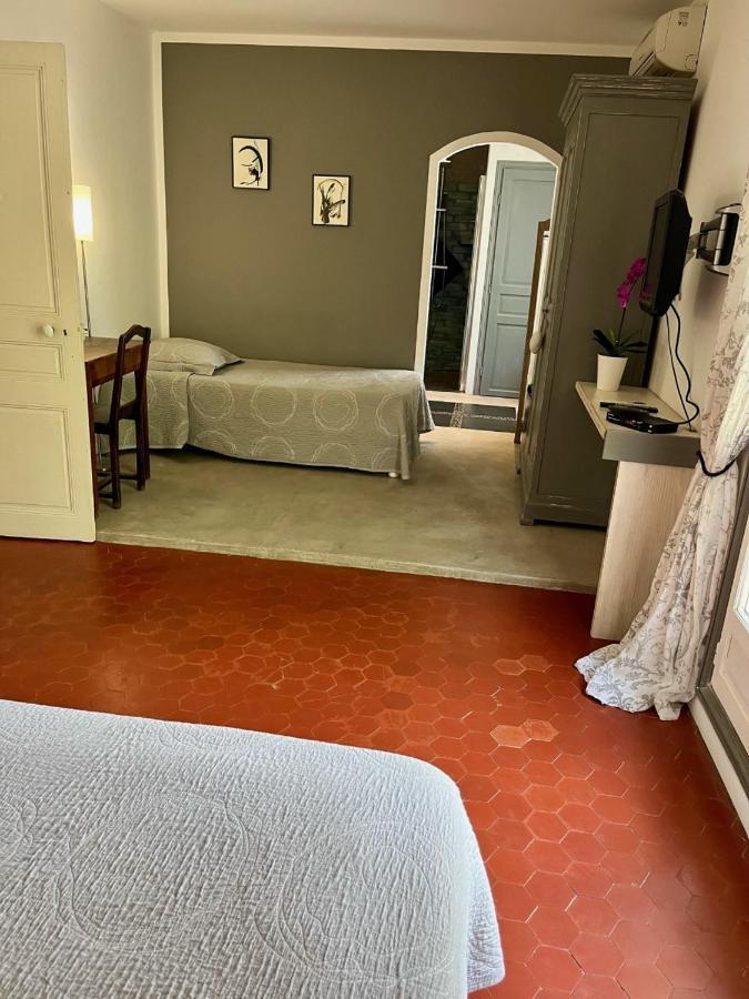 La Maison De Justine Bed & Breakfast *